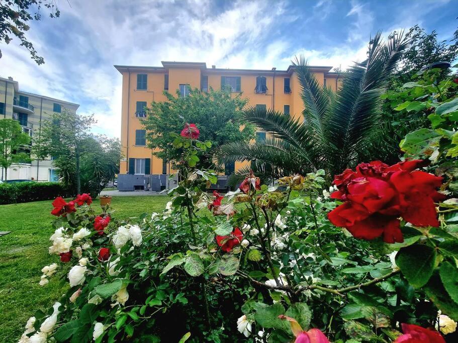 Appartamento Vista Giardino - L'Onda Blu La Spezia Eksteriør billede